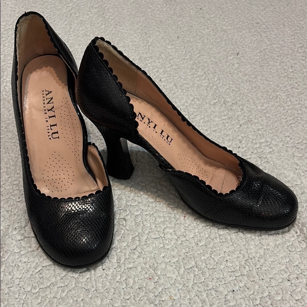 Anyi Lu Italian Black Leather Heels with Scalloped Design